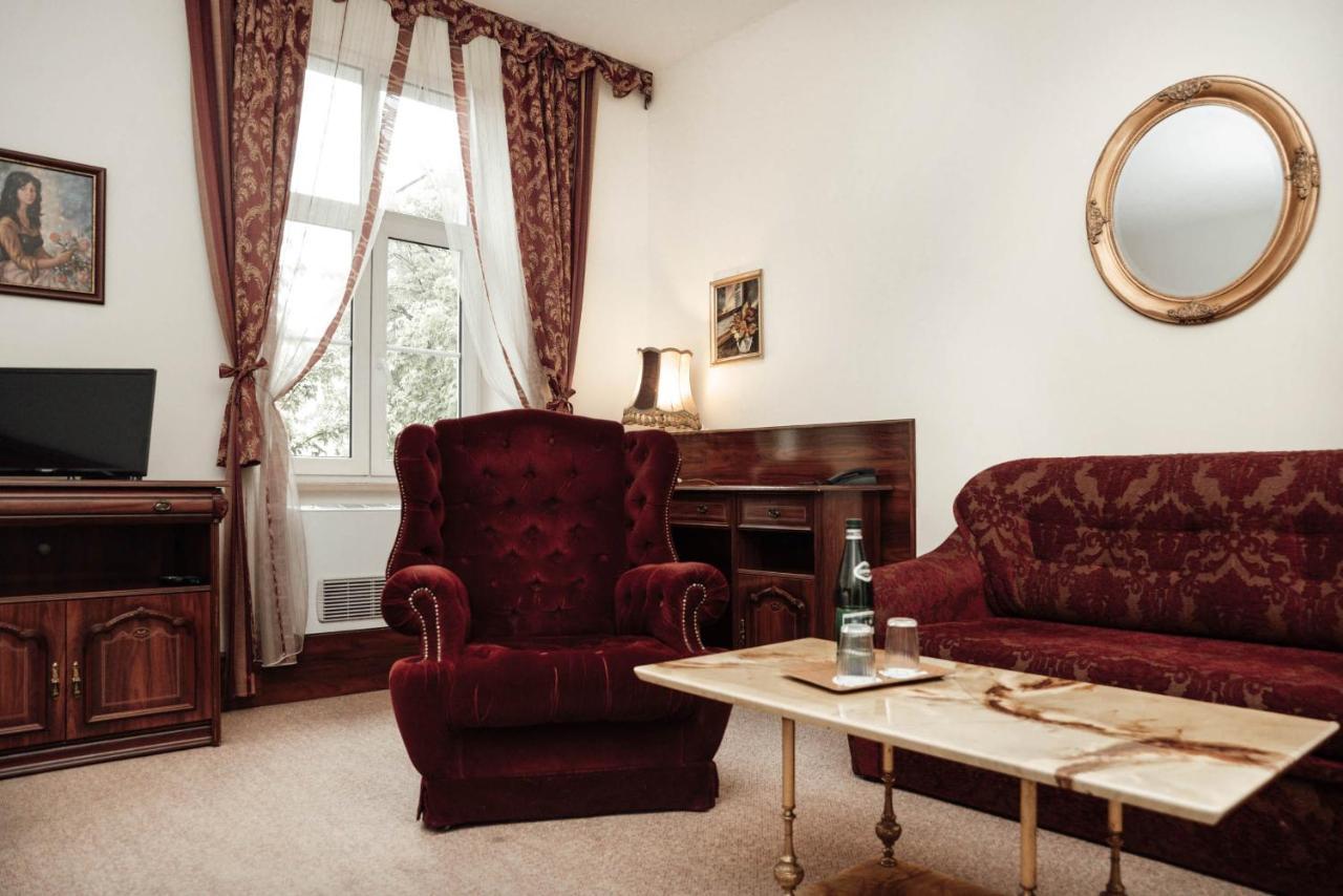 Old Time Residence Krasków Εξωτερικό φωτογραφία