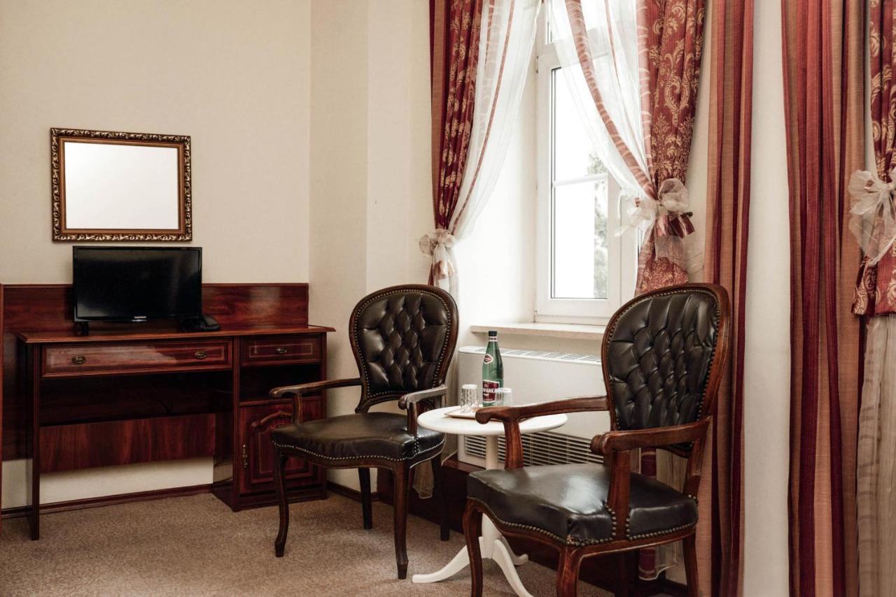 Old Time Residence Krasków Εξωτερικό φωτογραφία