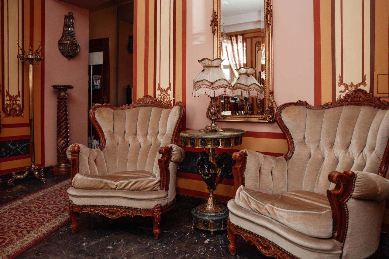 Old Time Residence Krasków Εξωτερικό φωτογραφία