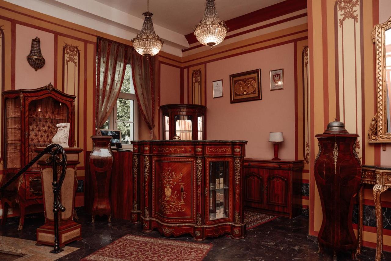 Old Time Residence Krasków Εξωτερικό φωτογραφία